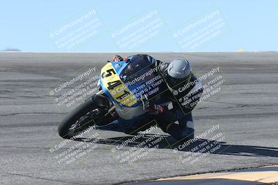 media/Oct-13-2025-Moto Forza (Mon) [[a66d839500]]/3-B Group/Session 2 (Bowl)/